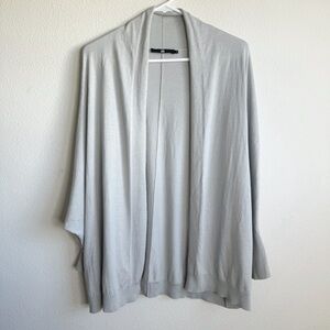 Jarbo luxury dolman sleeve light gray open front cardigan size 3